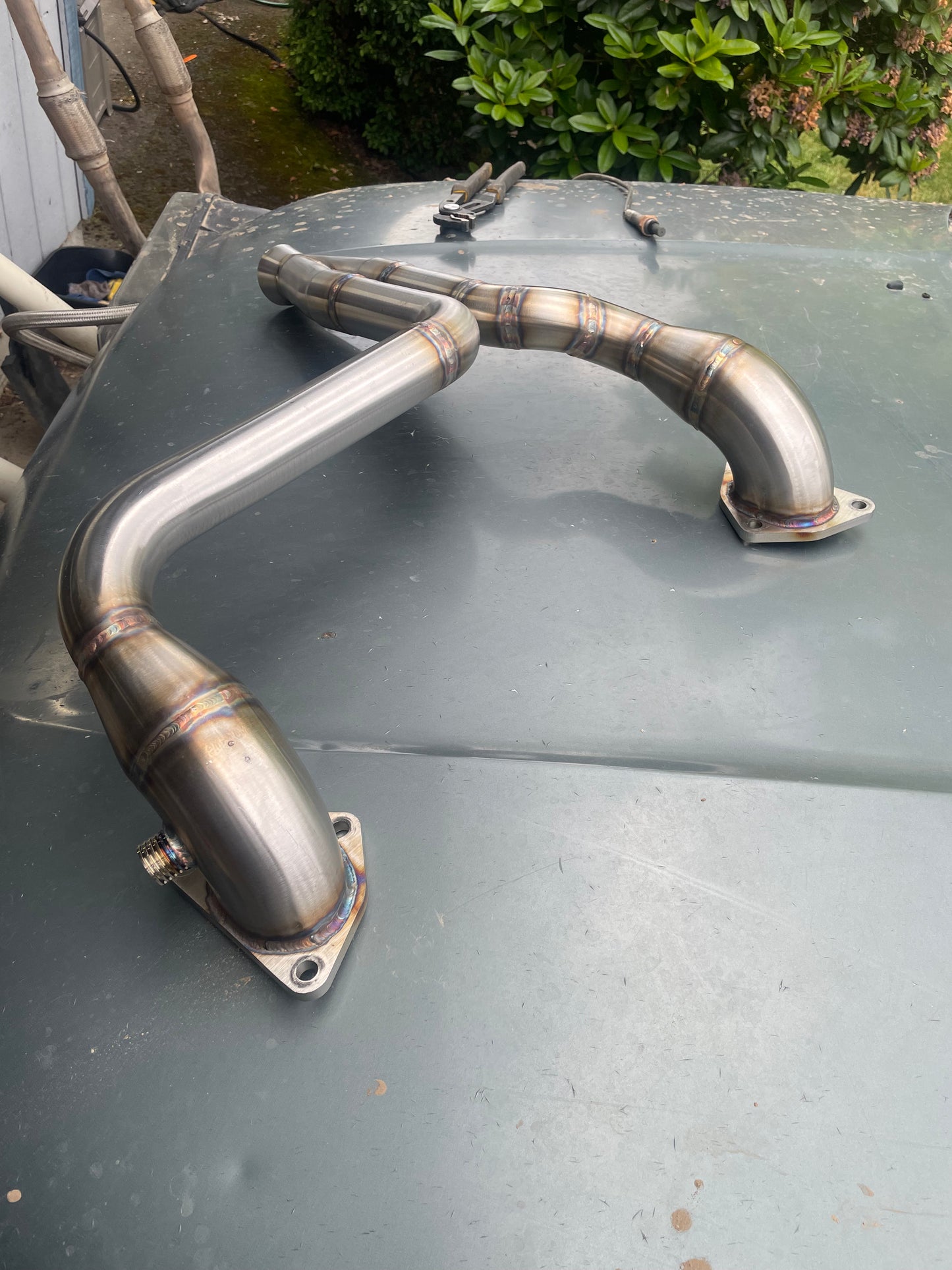 EZ30D High Clearance exhaust Manifold