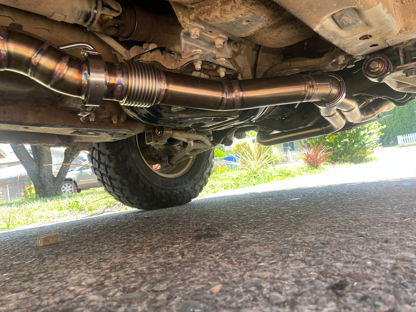 EZ30D High Clearance exhaust Manifold